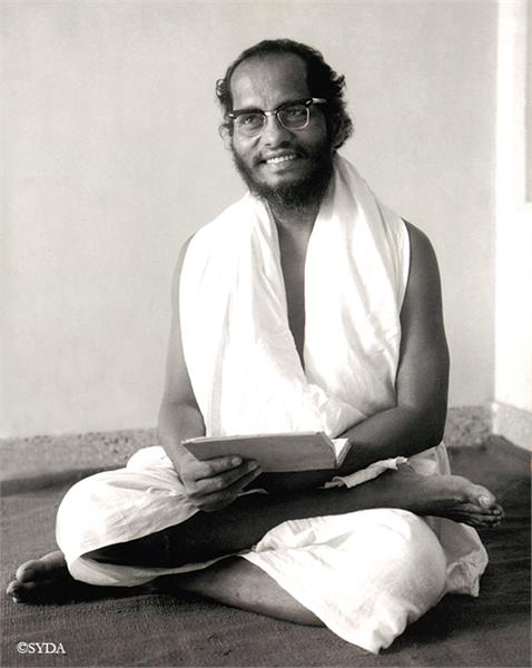 PHOTO Baba Muktananda - 324 series
